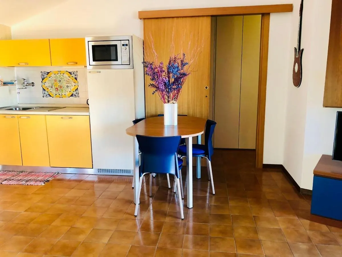 Apartment Appartamento Eden Bardolino Italien